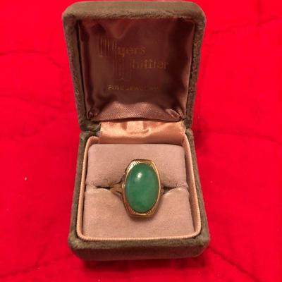 Apple Jade gold ring