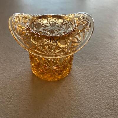 Small cut glass amber object
