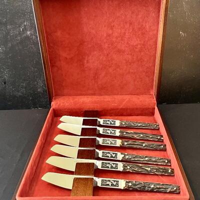 Set of Six Carved Handle Cutlery Knives - Solingen Germany. In very good/like new condition. 
