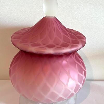 Vintage Pink Satin Diamond pattern Lidded Candy Dish in very good condition and measuring 8