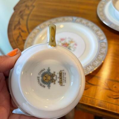 noritake china made in Japan 657 us signed patent  service for 12 dishes