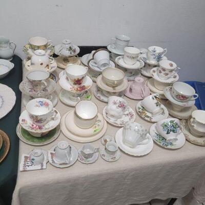 Tea cups and matching saucers