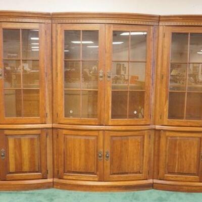 1113	CHERRY ETHAN ALLEN BOWFRONT 3 SECTION WALL UNIT DISPLAY CASE W/INTERIOR LIGHTS, 34 IN X 148 IN X 81 IN HIGH
