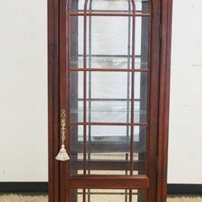 1091	PULASKI CURIO CABINET W/GLASS SHELVES & INTERIOR LIGHT & MIRROR BACK, APPROXIMATELY 27 IN X 15 IN X 79 IN HIGH
