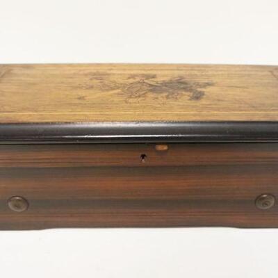1132	ANTIQUE SWISS TABLE TOP MUSIC BOX, APPROXIMATELY 17 IN X 8 IN X 6 IN
