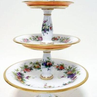 1174	SEVRES 3 TIER PORCELAIN STAND W/GOLD TRIM, APPROXIMATELY 16 IN HIGH
