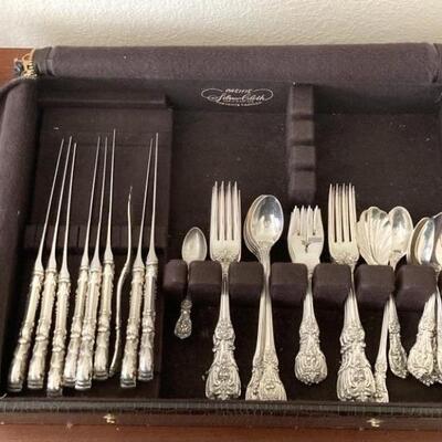(44) Reed & Barton Sterling Silverware Set,
Marked Sterling Reed & Barton
Total Weight 5lbs 4.5 oz
Francis I, Discontinued Pattern Ran...