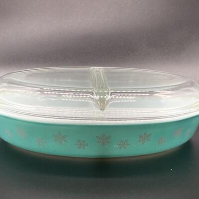 Mid Century Pyrex in Snowflake Turquoise
