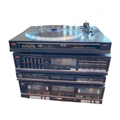 Lot 081b
Fisher Electronics Vintage Stereo Buy Out