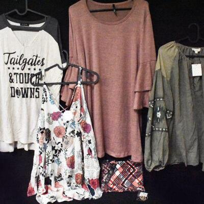 Large Womens Clothing with Earrings 