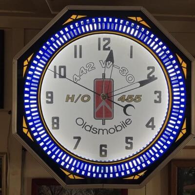 Vintage Oldsmobile Logo Lighted Wall Clock, 18 in