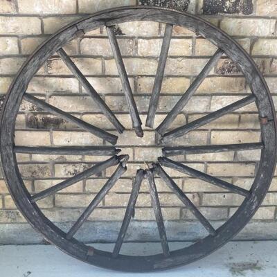 Wood Spoke Wagon Wheel is 44.5in Diameter