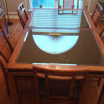 Century Furniture Co. Hickory NC. Dining Room Table With Six Chairs
https://ctbids.com/estate-sale/17278/item/1695627