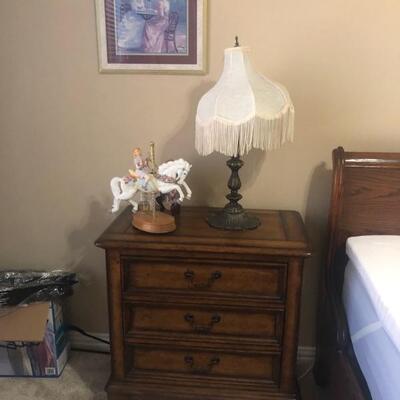 haverty night stand
