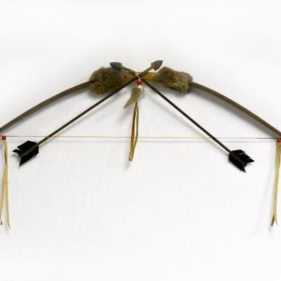 Small Native Decorative Bow & Arrow  