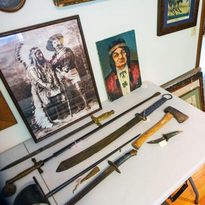 Estate sale photo
