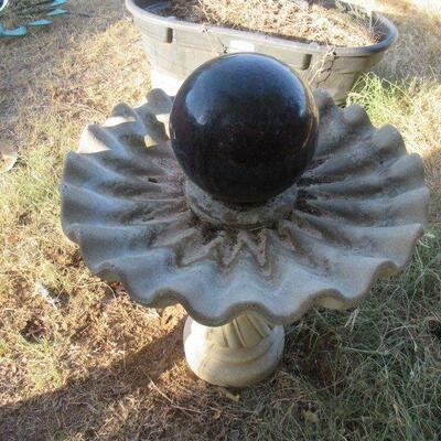 VINTAGE CONCRETE BIRDBATH WITH BEAUTIFUL REACTIVE URETHANE ORB IN THE MIDDLE