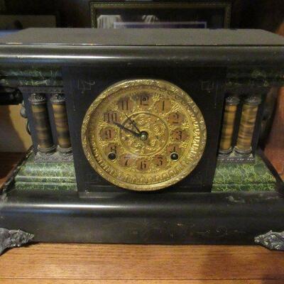 ANTIQUE MANTLE CLOCK BY SESSIONS CLOCK CO.