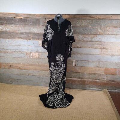 Authentic Sri Lankan Black & White Batik Dress Size Medium
