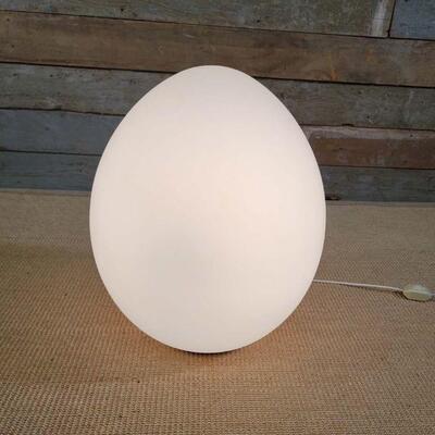 Retro Italian Egg Lamp
