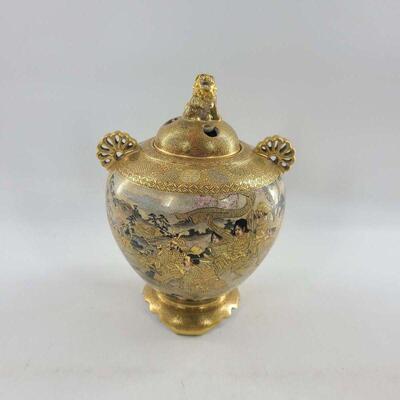 Antique Japanese Satsuma Warrior 10" Potpourri Jar with Foo Dog Lid
