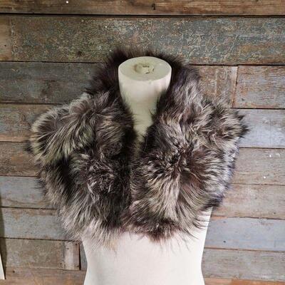Vintage Wolf Fur Stole Scarf
