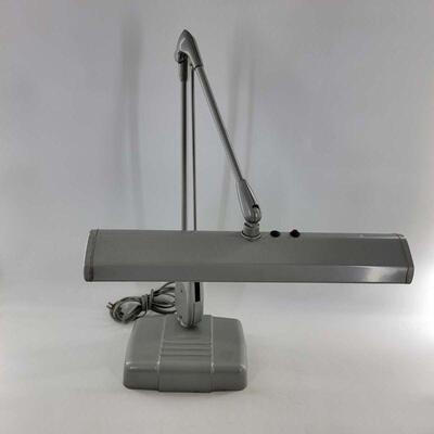 Dazor Desk Lamp Model 2324 with Floating Arm

