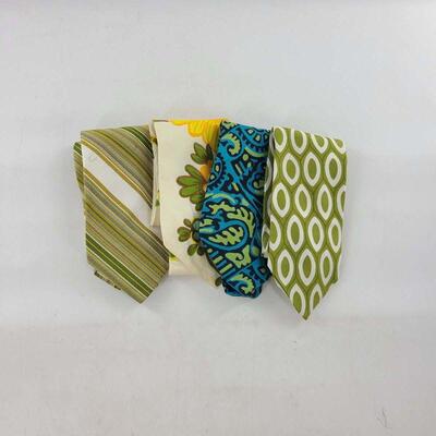 Vintage Tie Lot #5 - Green Statements
