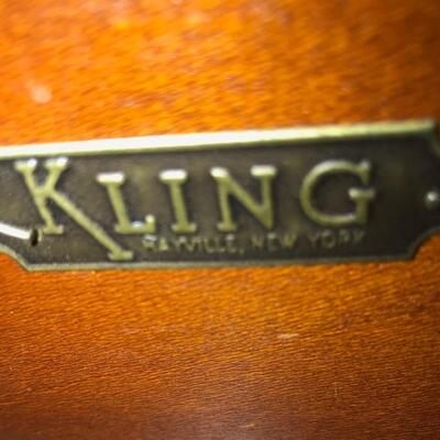 Kling mahogany dresser $229
46 X 22 X 35