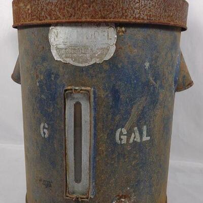Old Metal Gravity Cream Separator