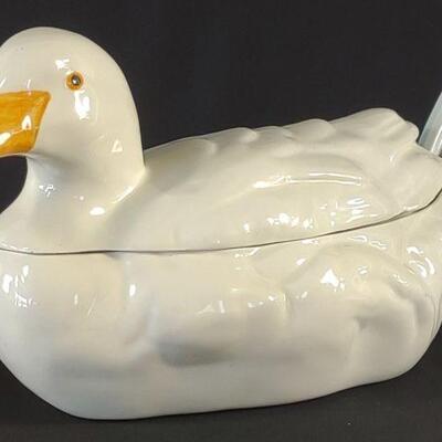 Vintage Pekin Duck Tureen w/ Ladle