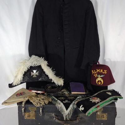 Antique Masonic Knights Templar Uniform & Case