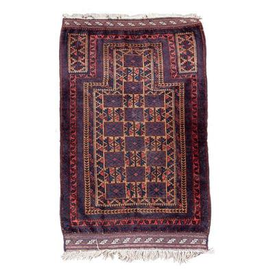 https://www.liveauctioneers.com/item/130746461_vintage-baluch-wool-oriental-rug-4-5-x-3-1