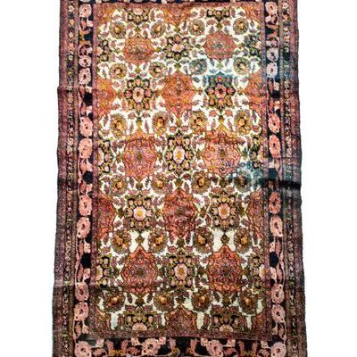 Lot 104 Vintage Heraty Floral Wool Oriental Rug,  circa 1990, size 9'4