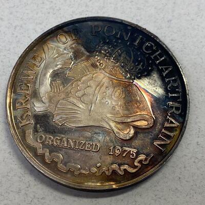https://www.ebay.com/itm/115498371183	PONTCHARTRAIN 1982 .999 Fine Silver New Orleans Mardi Gras Doubloon Coin Token   A324		Auction...