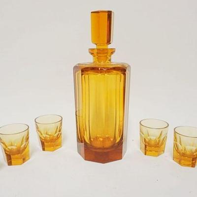 1228	SIGNER MOSER KARLSBAD AMBER DECANTER W/6 SHOT GLASSES, DECANTER IS APPROXIMATELY 11 IN HIGH
