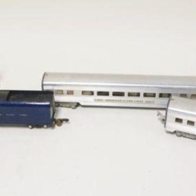 1100	AMERICAN FLYER *THE ROYAL BLUE* TRAIN SET WITH 2-662 PASSENGER CARS AND TRACK
