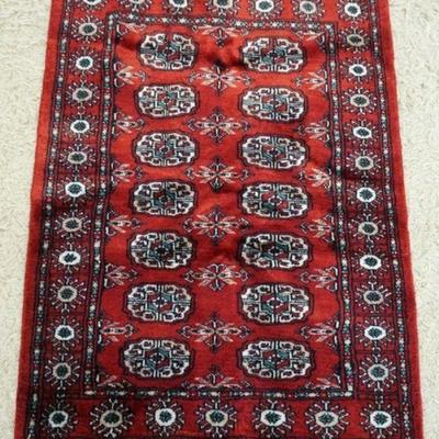 1152	PERSIAN WOOL HAND WOVEN THROW RUG, APPROXIMATELY 2 FT X 3 FT
