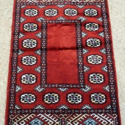 1153	PERSIAN WOOL HAND WOVEN RUG, APPROXIMATELY 4 FT X 6 FT
