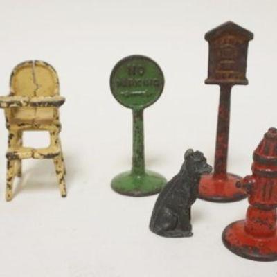 1094	LOT OF ANTIQUE CAST IRON MINIATURE TOYS, MAIL BOX, STREET SIGN, FIRE HYDRANT, TALLEST APPROXIMATELY 4 IN HIGH
