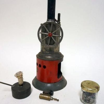 1093	ANTIQUE WEEDEN TOY STEAM ENGINE, UNSURE IF IT IS COMPLETE, APPROXIMATELY 12 IN HIGH
