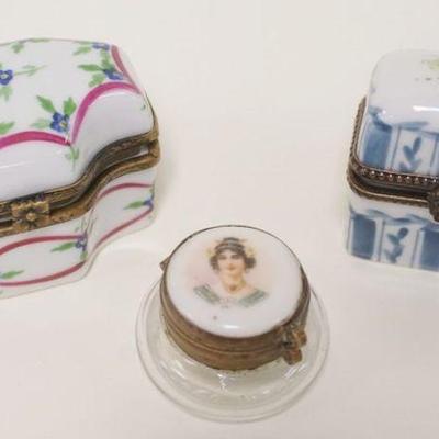 1177	GROUP OF 3 ANTIQUE HAND PAINTED TRINKET BOXES, 2 ARE LIMOGES WITH PERFUME BOTTLES INSIDE, TALLEST APPROXIMATELY 2 IN HIGH
