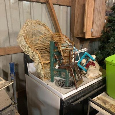 misc doll chairs
