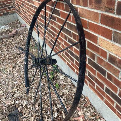 42â€ wagon wheel 