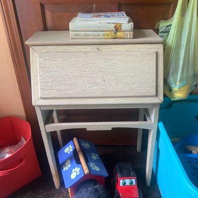 small vintage child desk