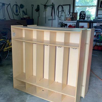 5 person cubby  