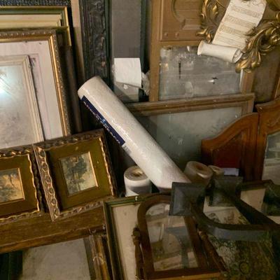 tons of wall hanging 