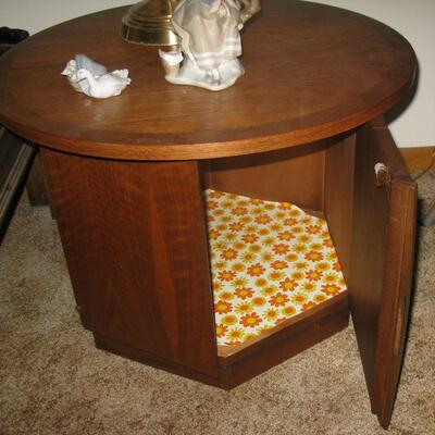 MCM round end table  BUY IT NOW $ 85.00