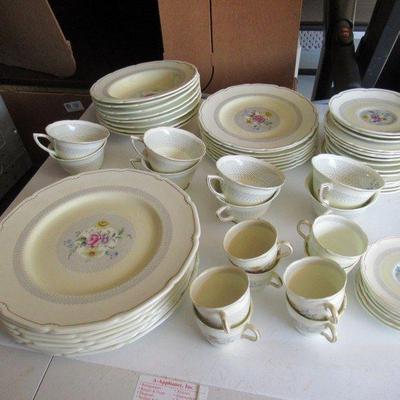 VINTAGE ROYAL DOULTON BURNHAM BONE CHINA SET