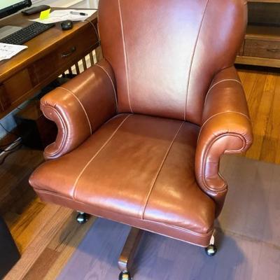 Vintage Leather Swivel Chair 